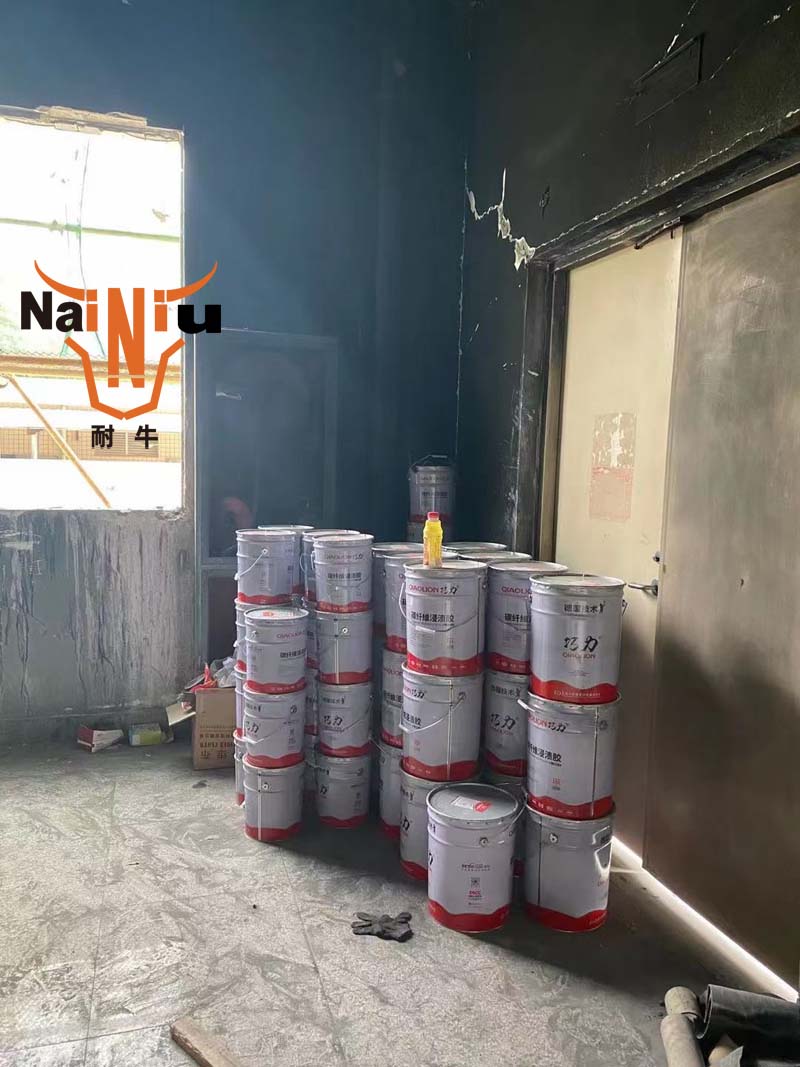 ��Ů��ǽ���ķ�ˮ��ô����